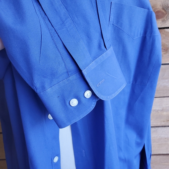 🟢 NWOT Van Heusen button up - Picture 7 of 8